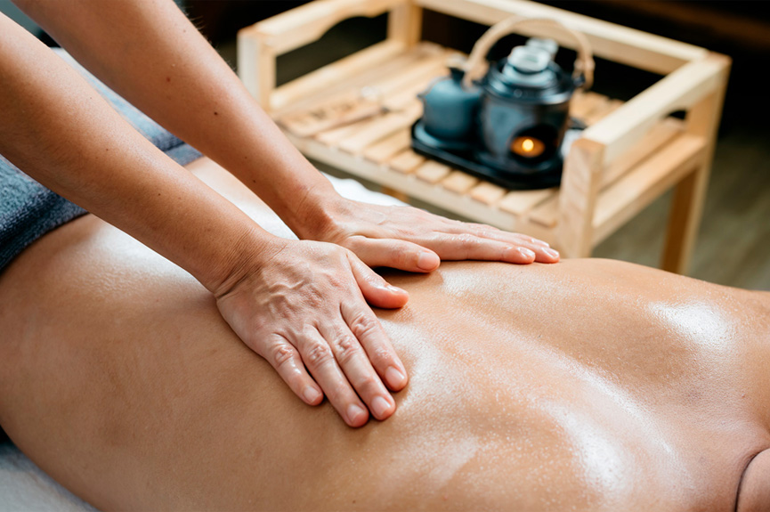 El poder del masaje sensual en la reducción del estrés íntimo